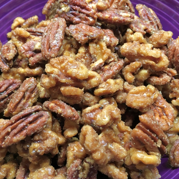 Paleo Toasted Maple Pecans