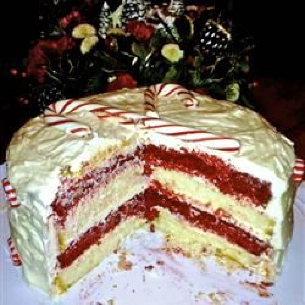 Santa's Favorite Cake