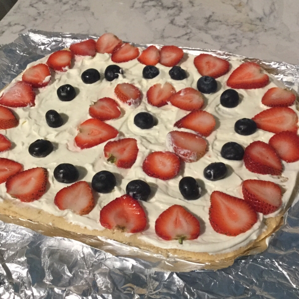 Simple Fruit Pizza