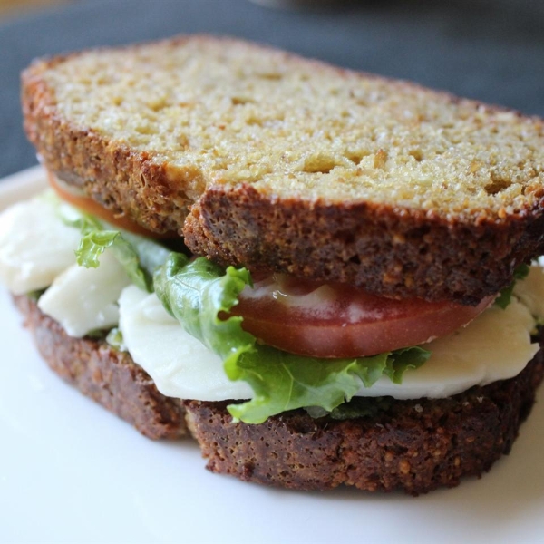 Smoked Mozzarella and Pesto Sandwich