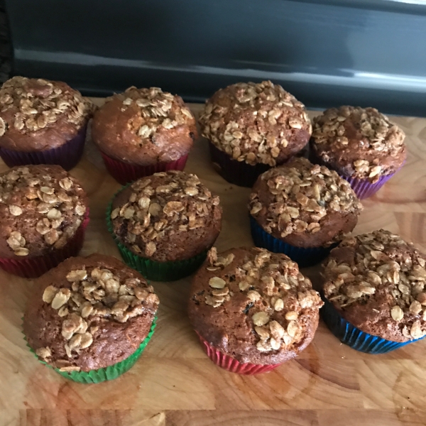 Caramelized Oatmeal Raisin Muffins