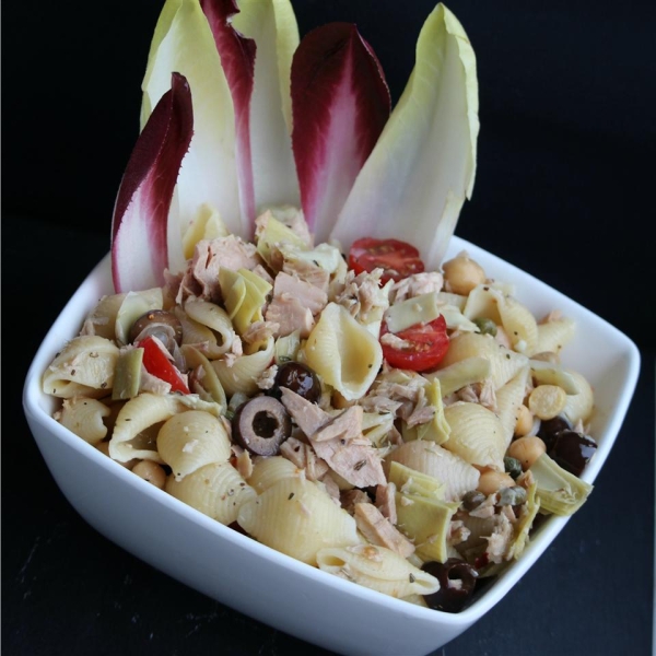 Tuna Antipasto Salad Bowl