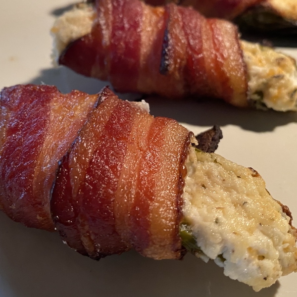 Grilled Bacon Jalapeño Wraps