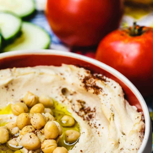 Creamy Israeli-Style Hummus