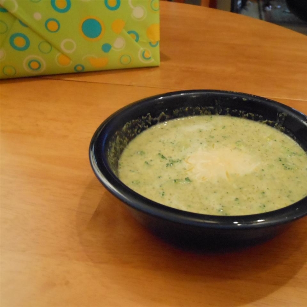 Low Fat Full Flavor Cream of Broccoli Soup