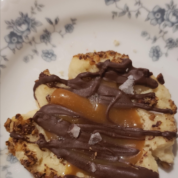 Salted Caramel Chocolate Pecan Cookies