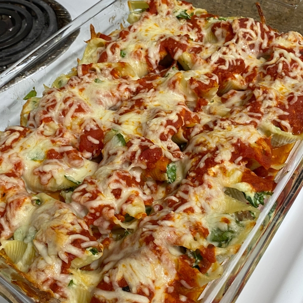 Cheesy Stuffed Shells