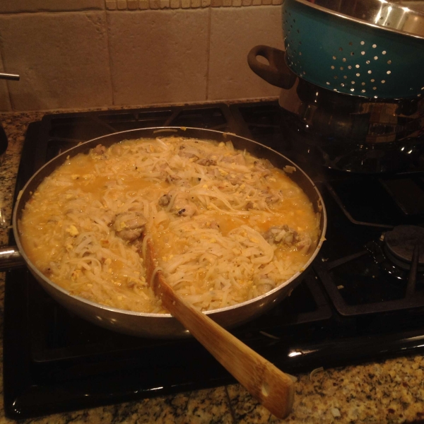 Joe's Fusion Chicken Pad Thai