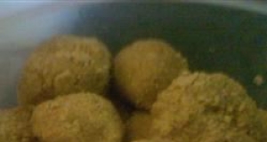 Peanut Butter Balls with Graham Crackers