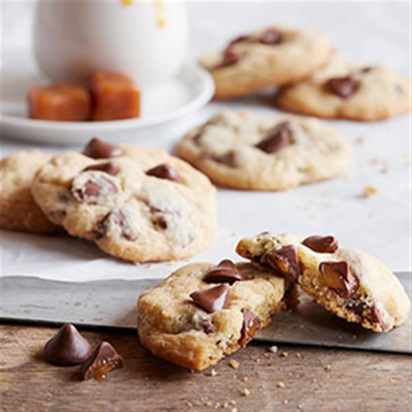 NESTLE® TOLL HOUSE® Caramel Filled DelightFulls™ Chocolate Chip Cookies