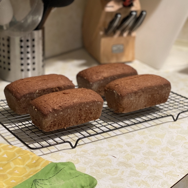 Janet's Famous Banana Nut Bread