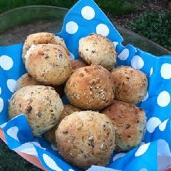 Seedy Sprouted Wheat Berry Rolls