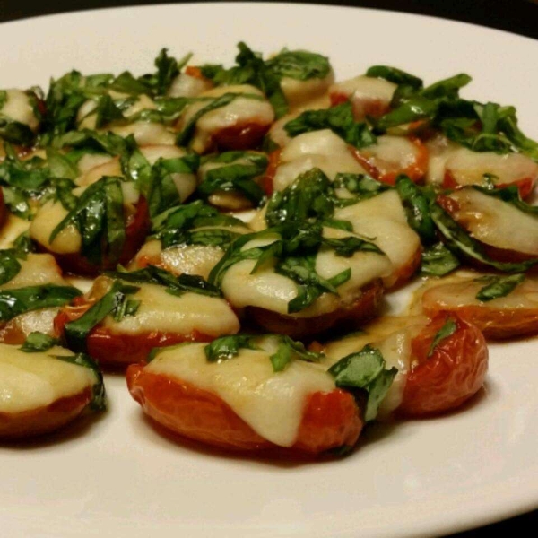 Roasted Tomato Caprese Salad