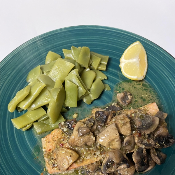 King Salmon with Mushrooms