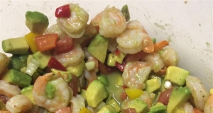 Avocado-Lime Shrimp Salad (Ensalada de Camarones con Aguacate y Limon)