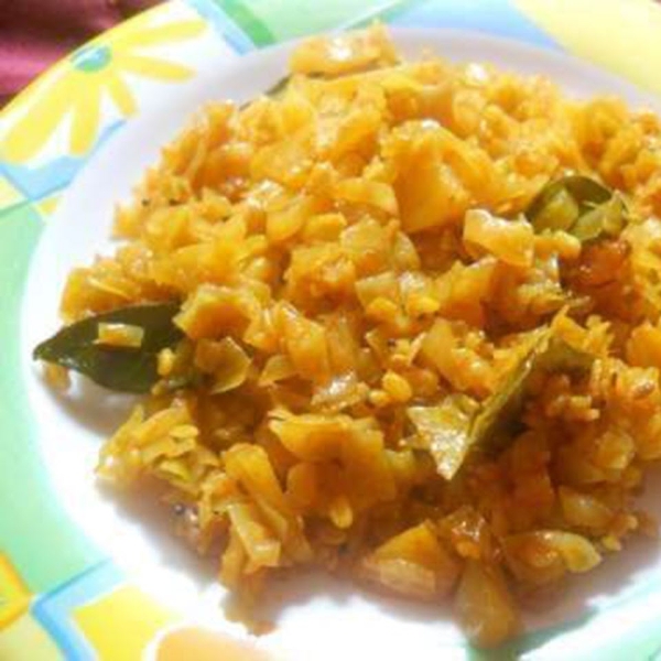 Kobi Batata Bhaji (Indian Fried Cabbage and Potato)