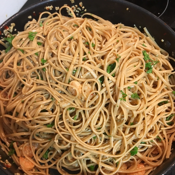 Lemony Garlic Shrimp with Pasta