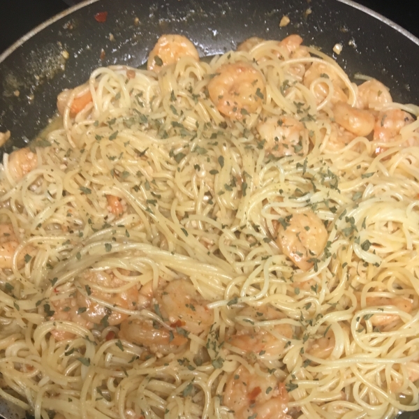 Lemony Garlic Shrimp with Pasta