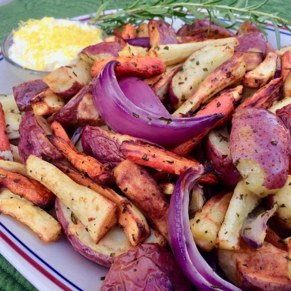 Air Fryer Root Vegetables with Vegan Aioli