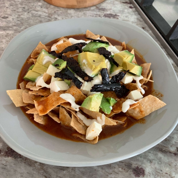 Sopa de Tortilla (Mexican Tortilla Soup)