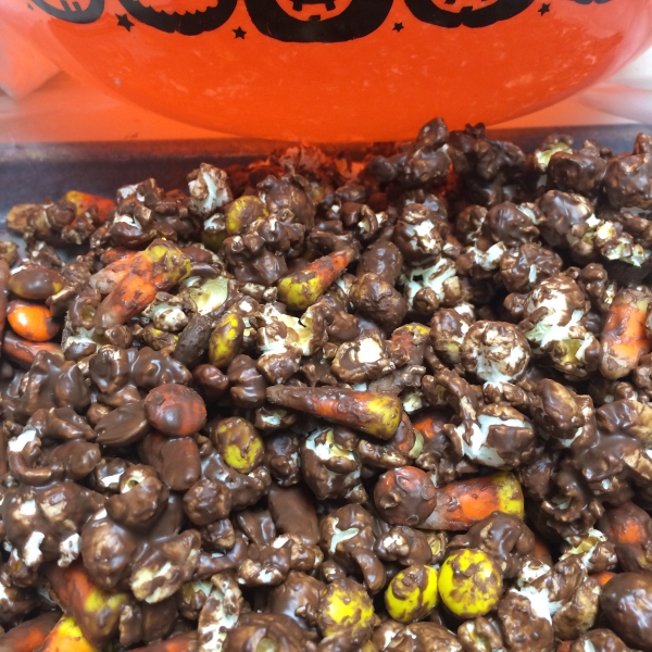 Monster Munch Halloween Popcorn Mix