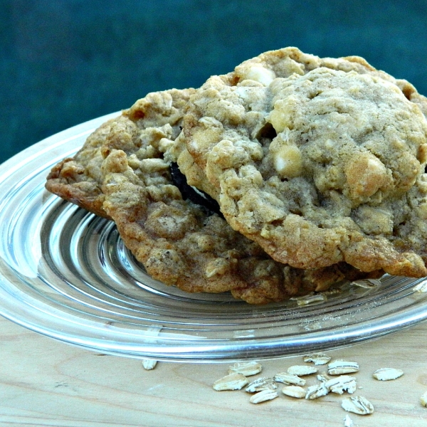 Oreo®-Stuffed Oatmeal Scotchies