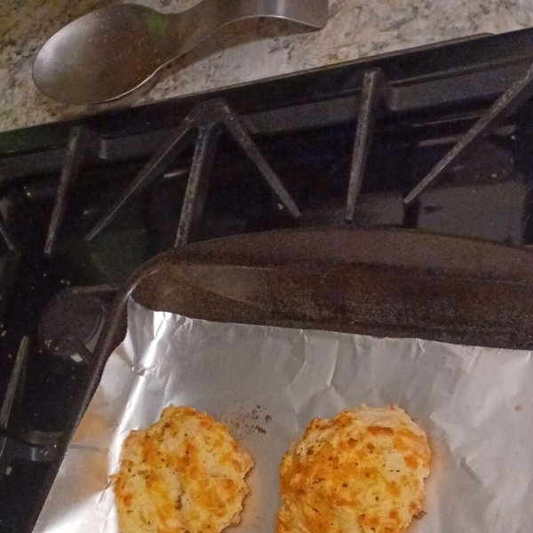 Red Lobster Cheddar Biscuits