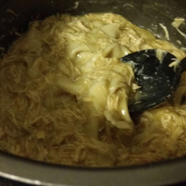 Electric Pressure Cooker Chicken and Dumplings