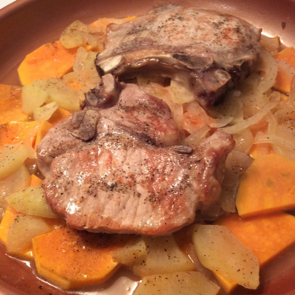 Baked Pork Chops with Sweet Potatoes and Apple