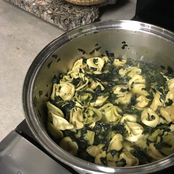 Spinach Tortellini Soup