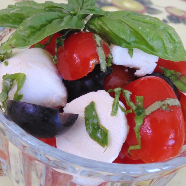 'Cherry' Caprese Salad