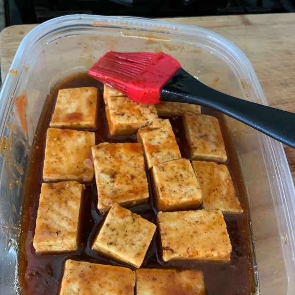 Grilled Tofu Skewers with Sriracha Sauce