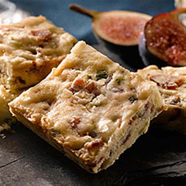 Maple Glazed Bacon and Chive Shortbread