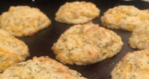 Tender Cheddar Garlic Biscuits