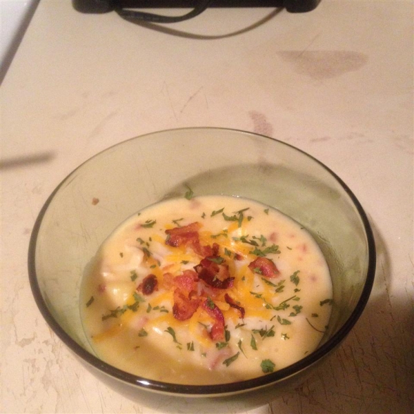 Cheesy Chicken and Potato Soup