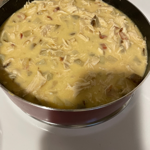 Cheesy Chicken and Potato Soup