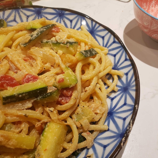 Easy Vegetarian Spaghetti with Zucchini, Tomato, and Feta