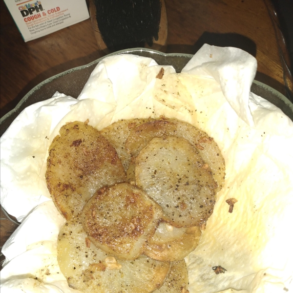 Garlic Herb Skillet Potatoes