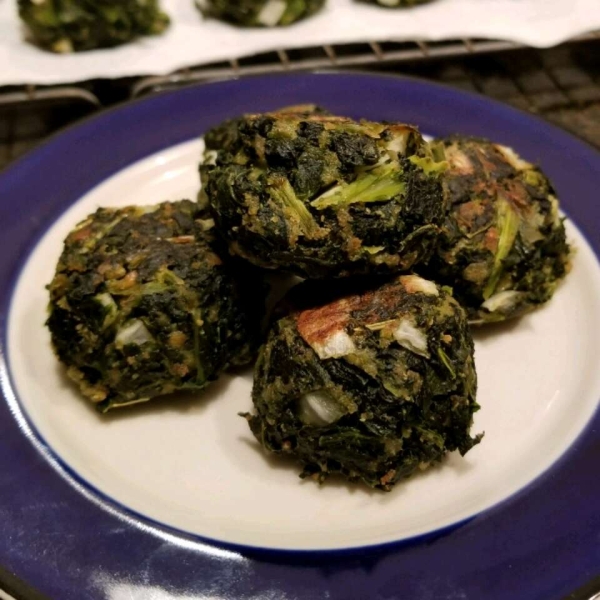 Delicious Herbed Spinach and Kale Balls