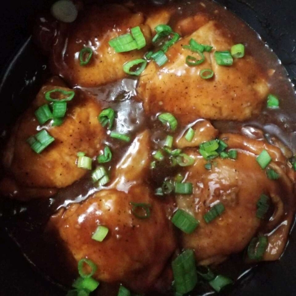 Instant Pot® Garlic-Sesame Chicken Thighs