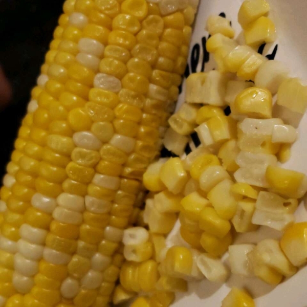 Corn On The Cob (Easy Cleaning and Shucking)