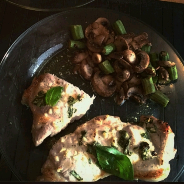 Basil-Garlic Grilled Pork Chops