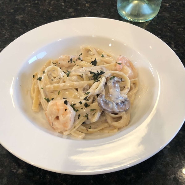 Creamy Shrimp Pasta with Mushrooms