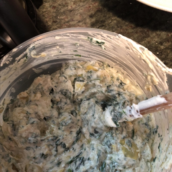 Spinach and Artichoke Greek Yogurt Dip