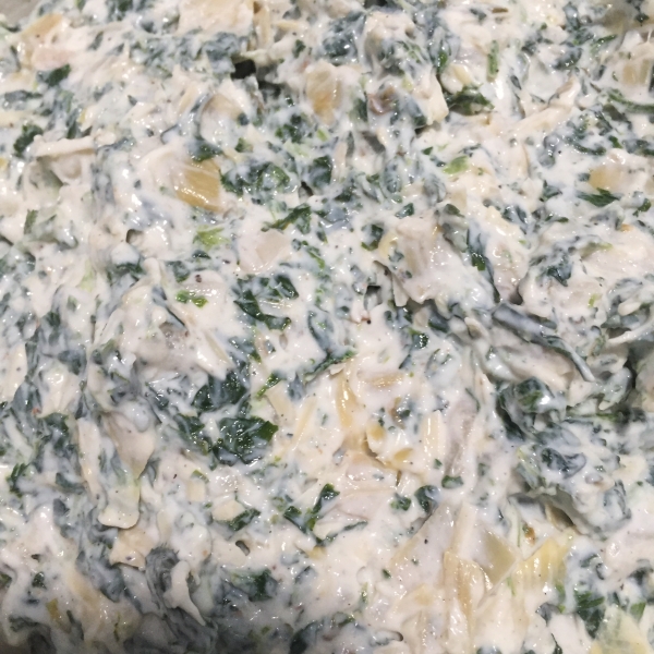 Spinach and Artichoke Greek Yogurt Dip