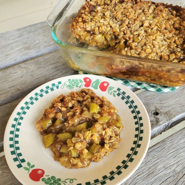 Mom's Rhubarb Crisp