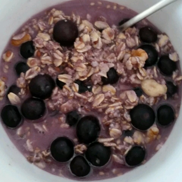 Nutty Blueberry Oatmeal