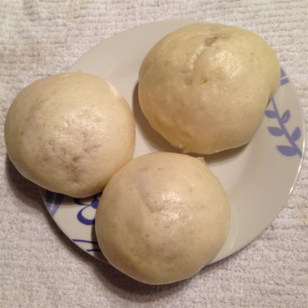 Siopao (Filipino Steamed Dumplings)