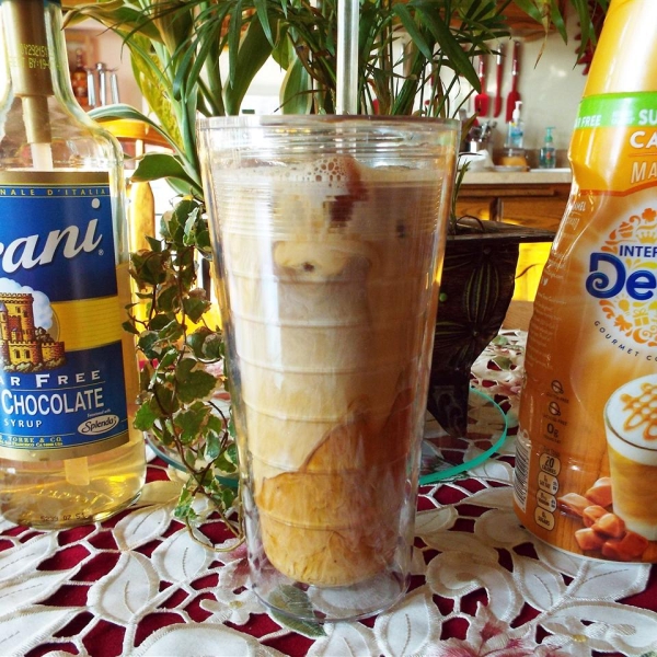 Skinny White Chocolate Caramel Iced Coffee