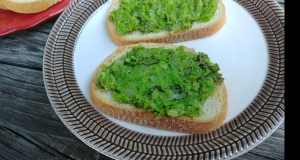 Bruschetta with Peas and Mint